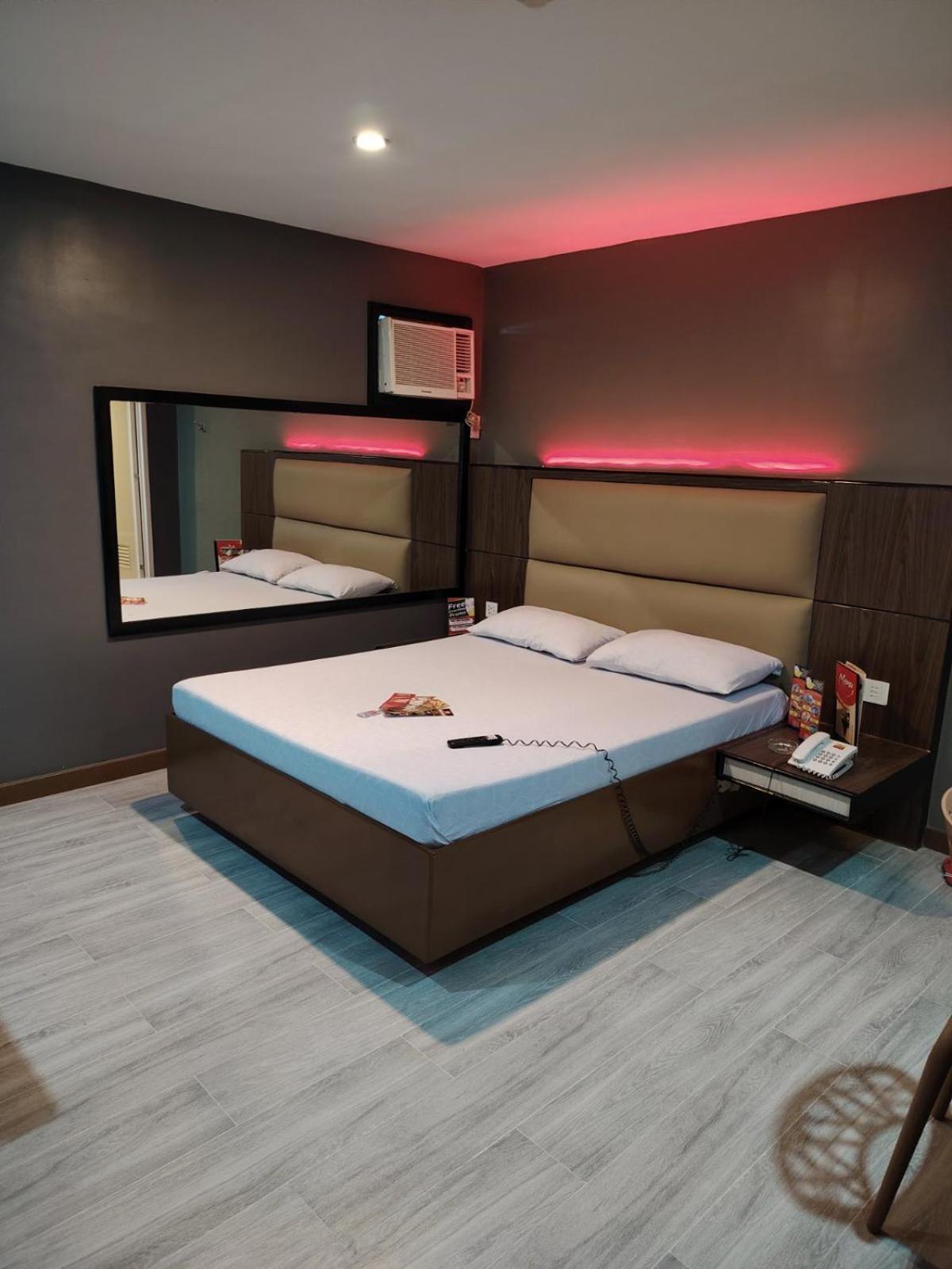Hotel Sogo Quirino Manila Eksteriør billede