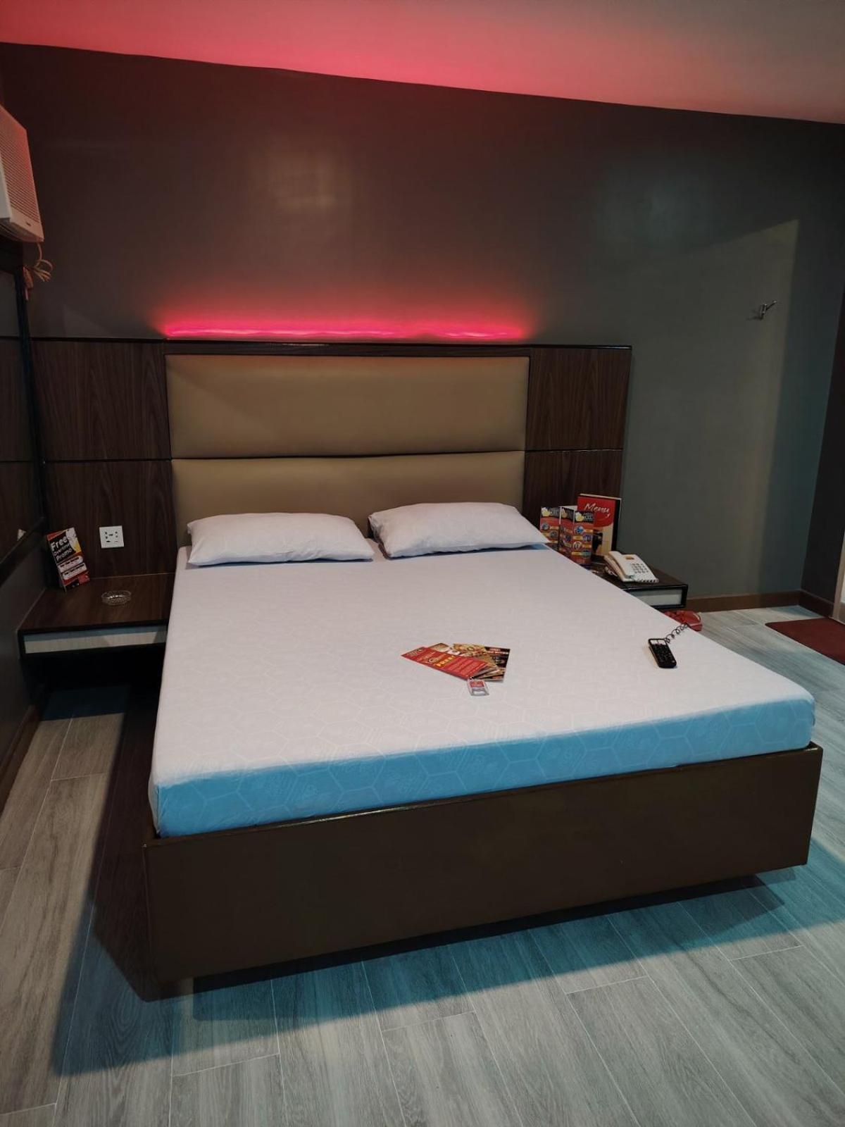 Hotel Sogo Quirino Manila Eksteriør billede