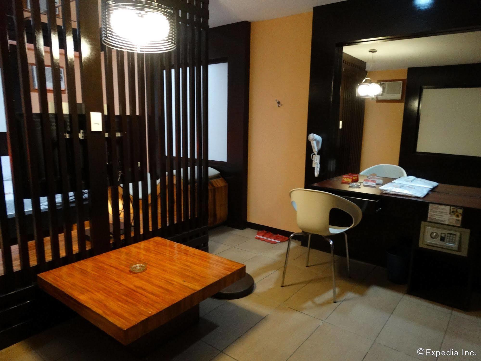 Hotel Sogo Quirino Manila Eksteriør billede